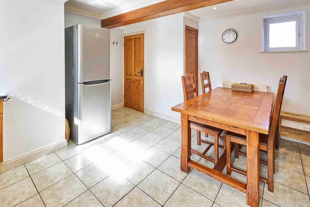 Host Stay Bodiam Close