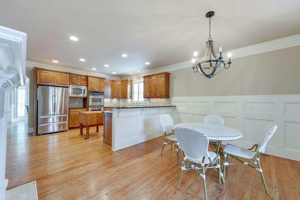 Pets Welcome! Spacious ATL Area Retreat w/ Deck