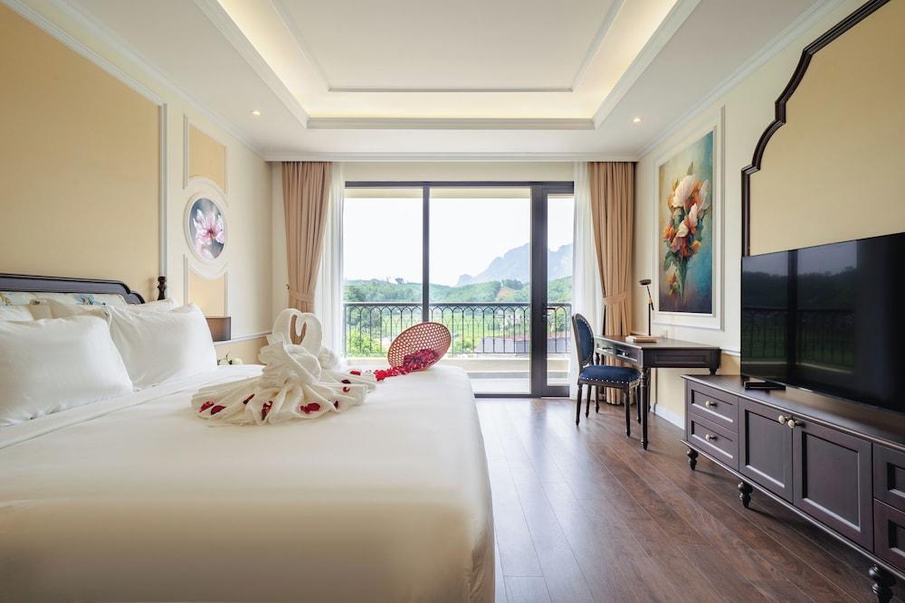 Venusgiti Hot Spring Resort & Spa