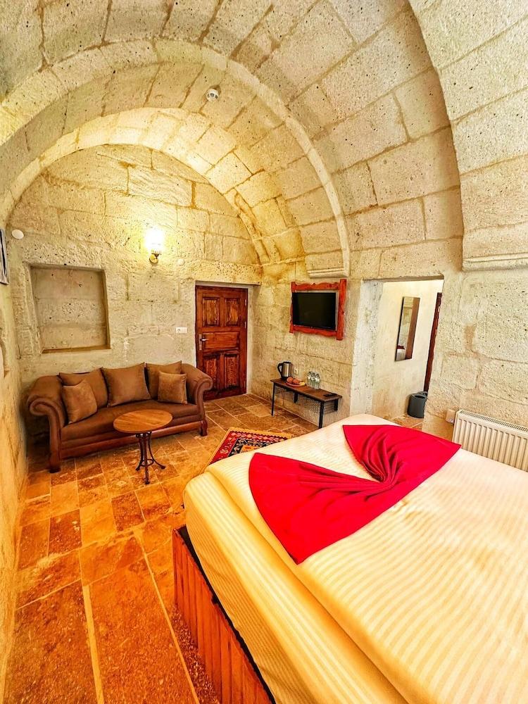 CRİMSON CAPPADOCİA