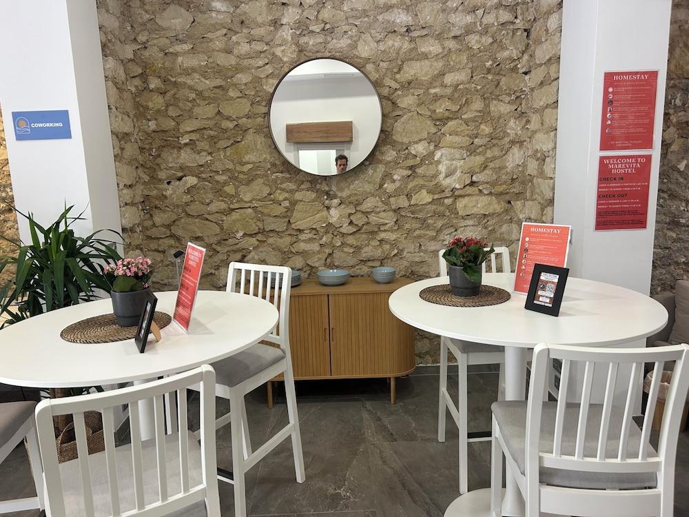 MAREVITA HOSTEL