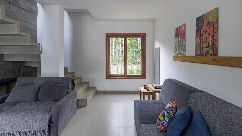 Itaka Reserva Piscina Hidro e Churrasqueira