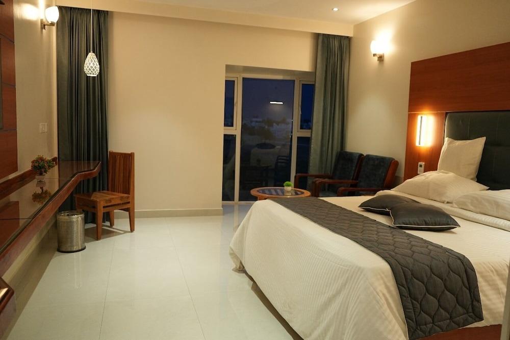 HOTEL KRITHICK GRAND