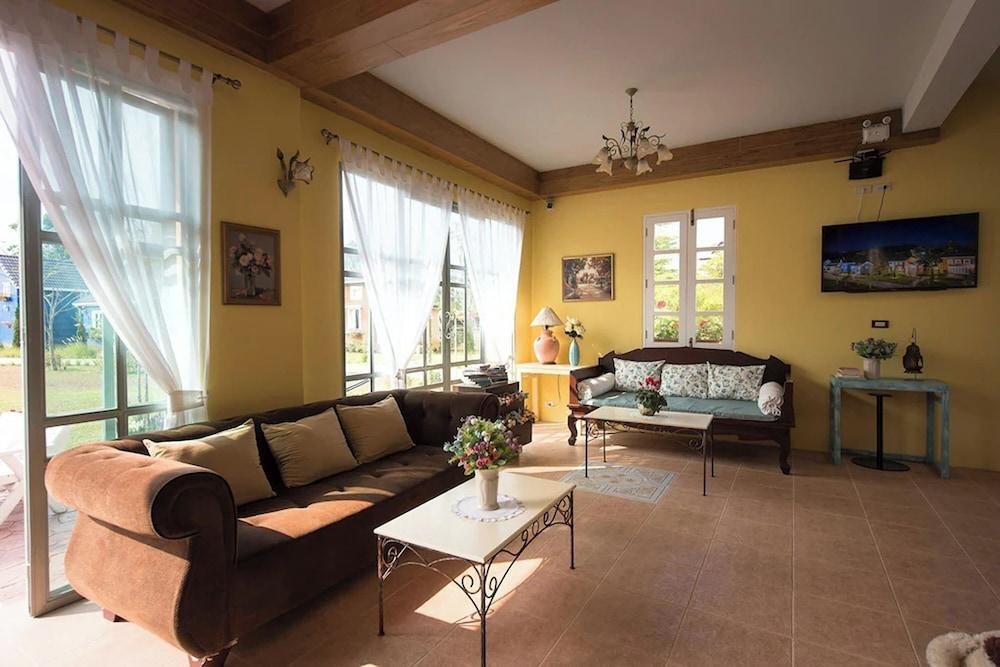 Doi Tung View Resort