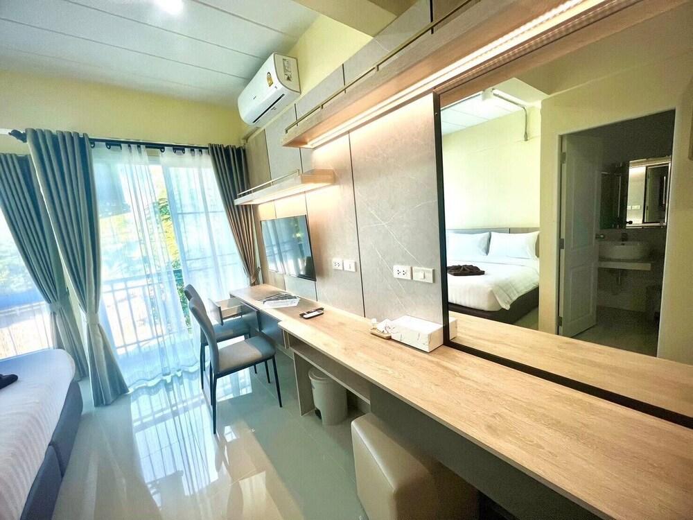 Parvati Chiva Khaoyai