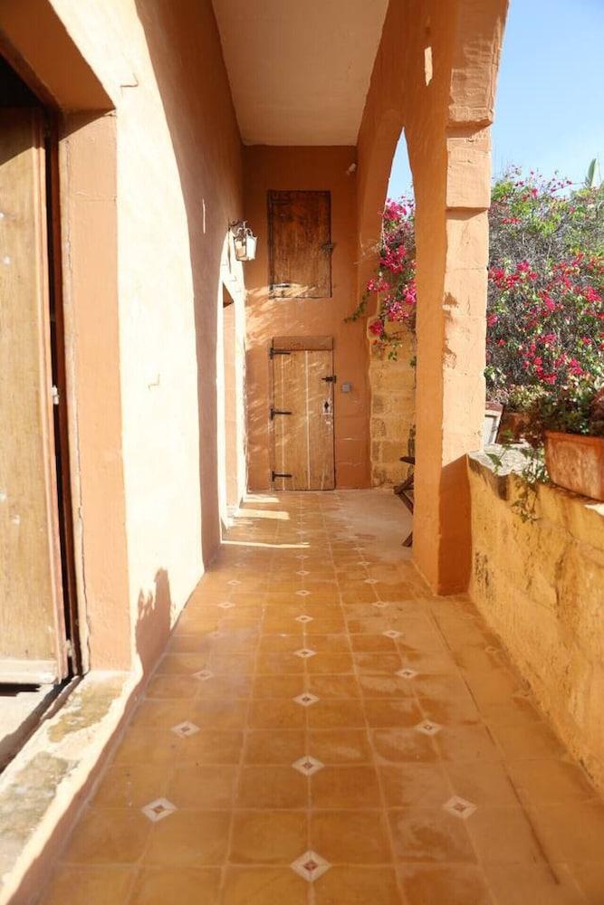 Rustic Xag ra Farmhouse With Pool Garden BBQ