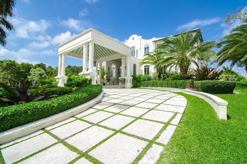 Villa C B by the Sea