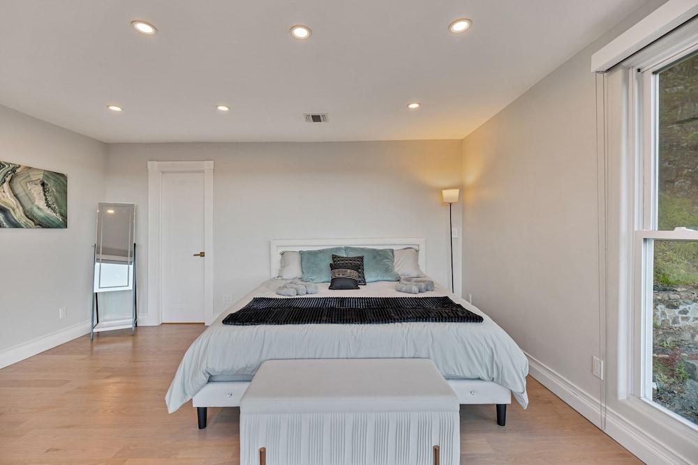 Casa Mattia 4BR Luxury Mountain Home