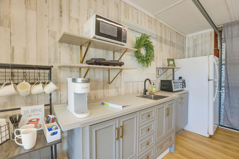 Cabin w/ Boat Slip on Main Channel of Lake Lay!