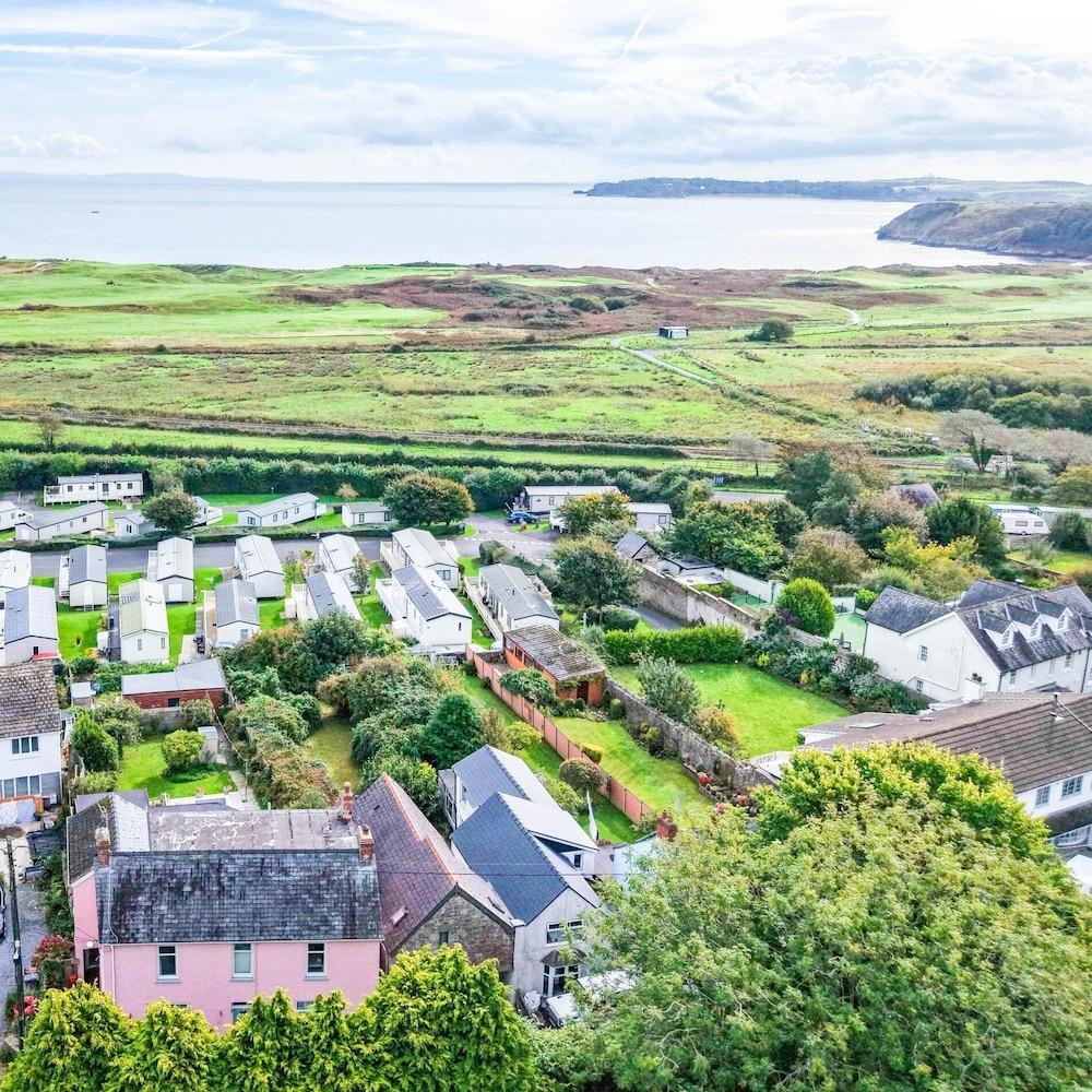 The Studio At Raymond House - Penally - Tenby