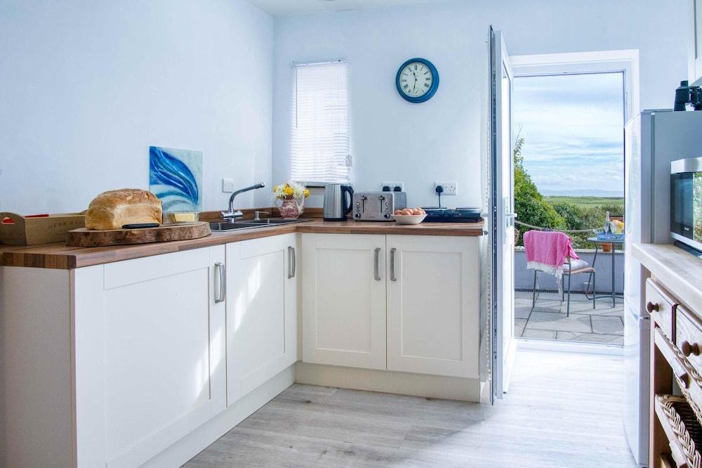 The Studio At Raymond House - Penally - Tenby