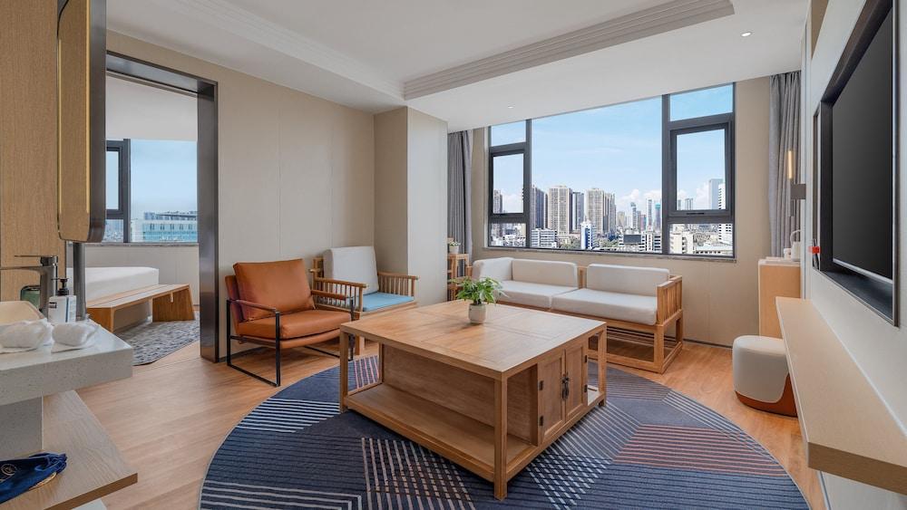 Holiday Inn Express Kunming Railway Station by IHG