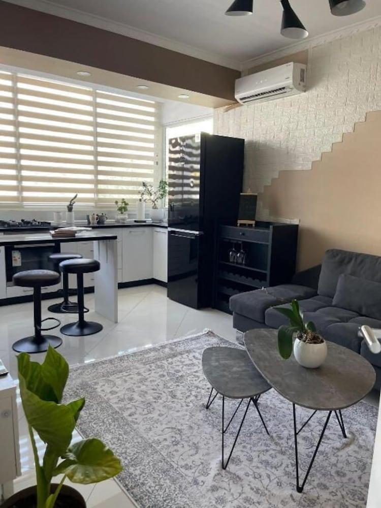 Edion Center Apartment
