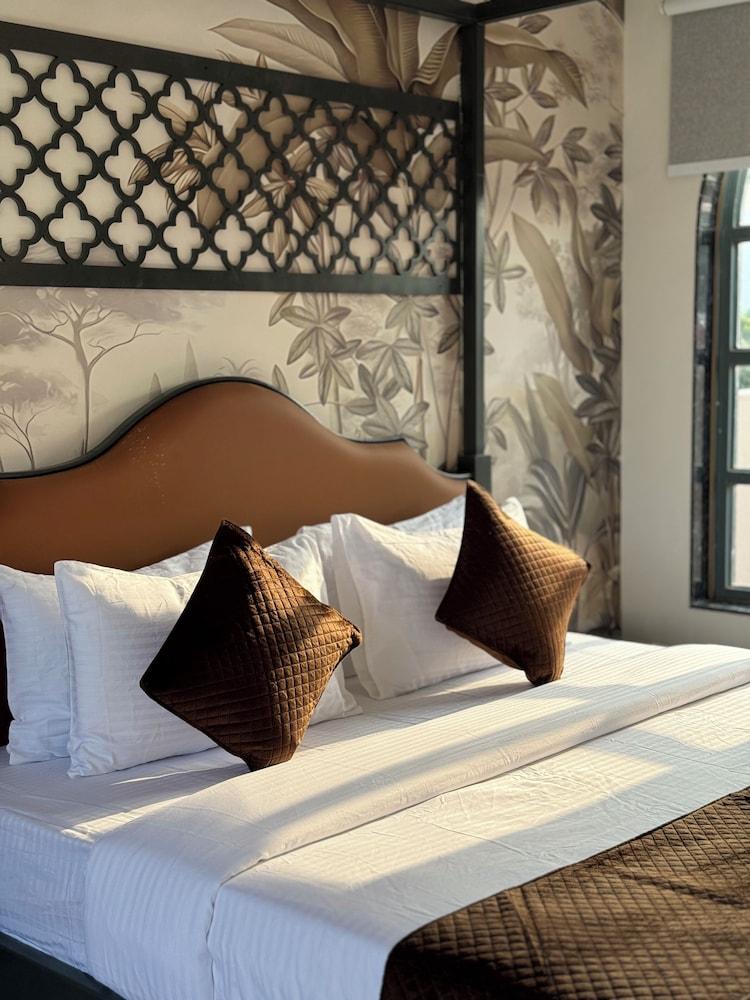 Nazaara Hills Retreat