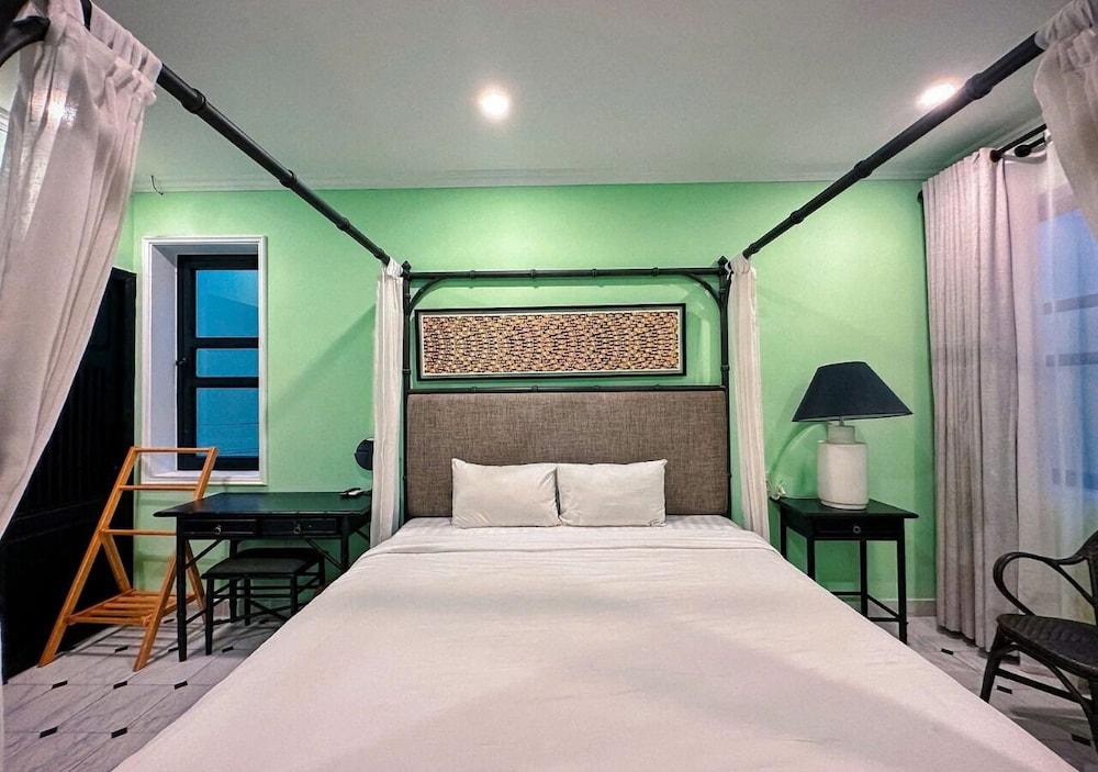 Hometown Signature Retreat Villa Hoi An