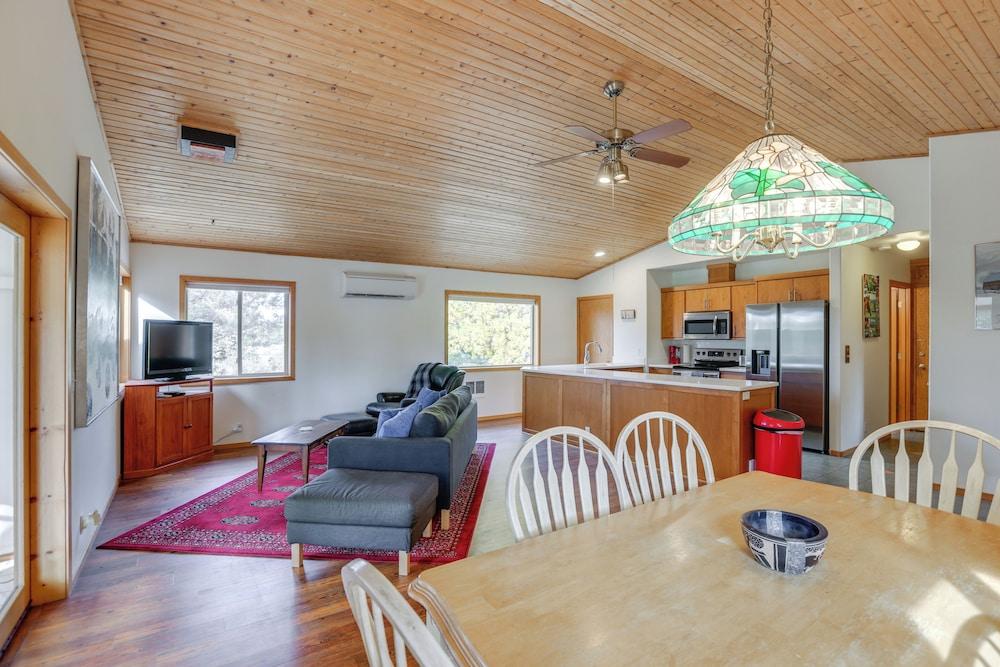 Next to 600 Acres of Public Land! Bend Ranch Home