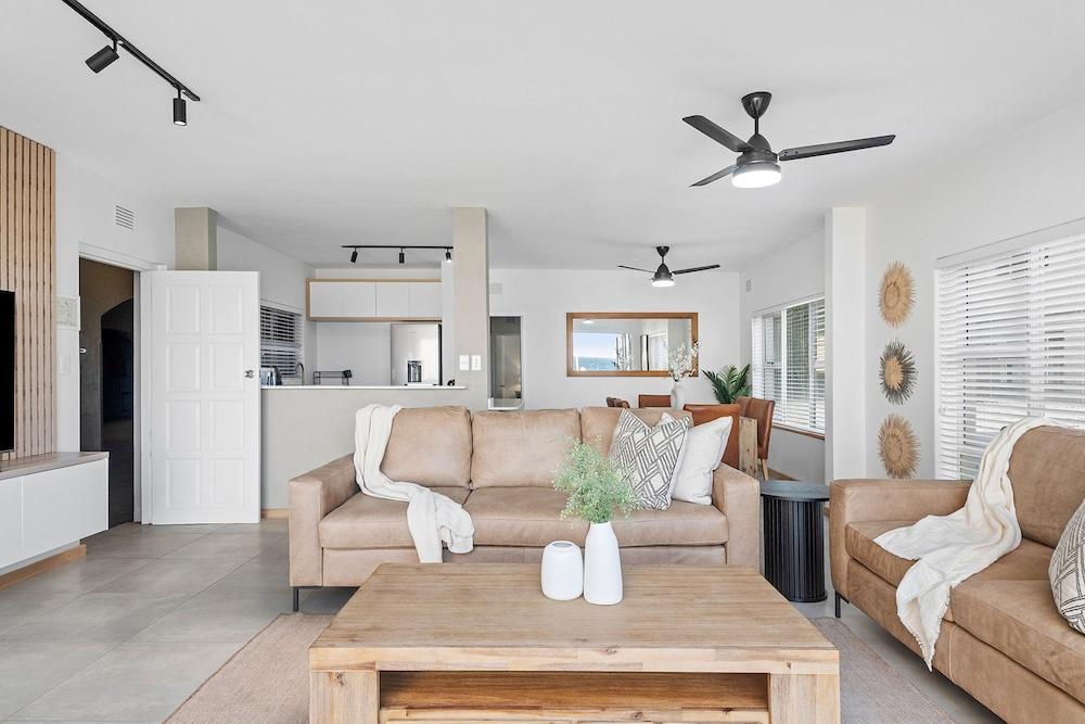 Perna Perna Coastal Escape