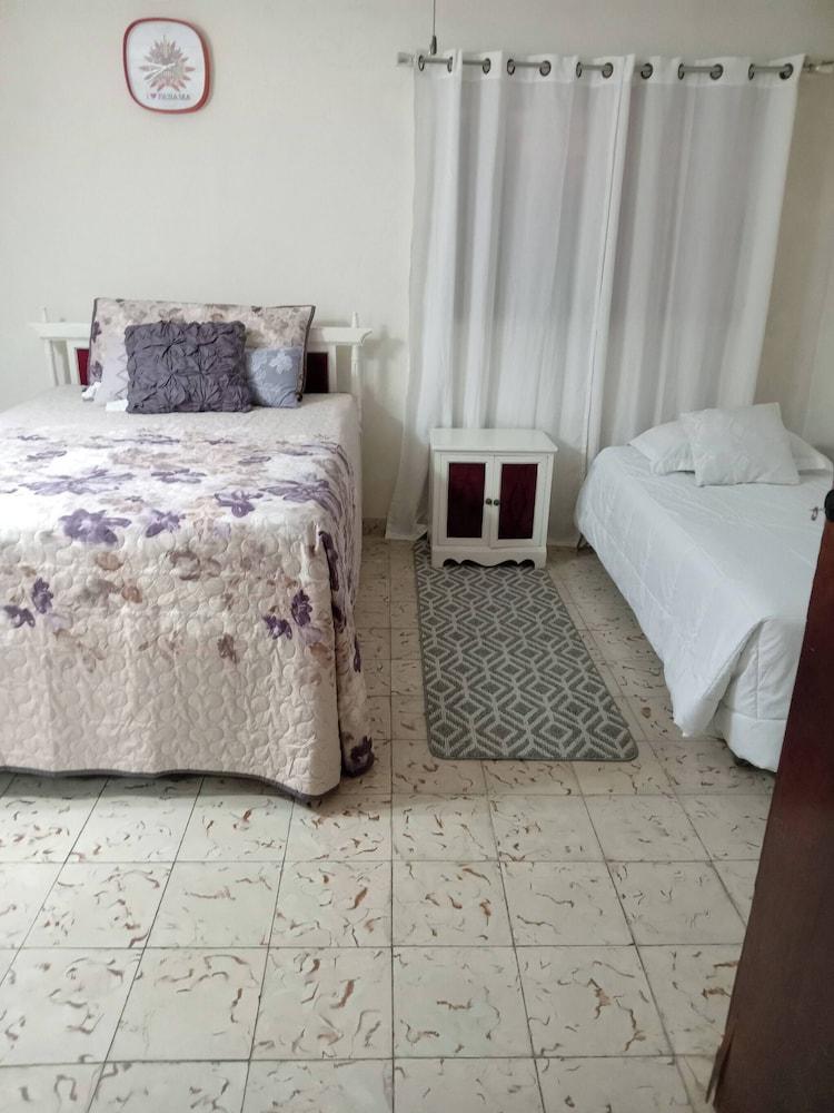 Cozy Corner With Pool Minutes Away From the Beach