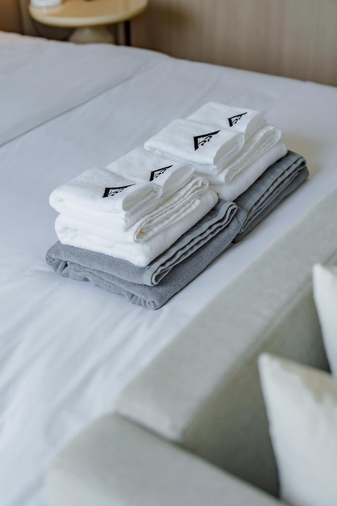 Wyndham Gardens Elegant Studio, Forrest View 2228