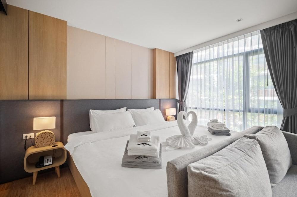 Stylish Forest View Studio Near Naithon Beach 1528
