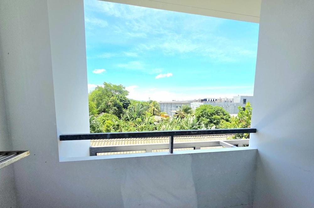 Island Drift Studio T3-332