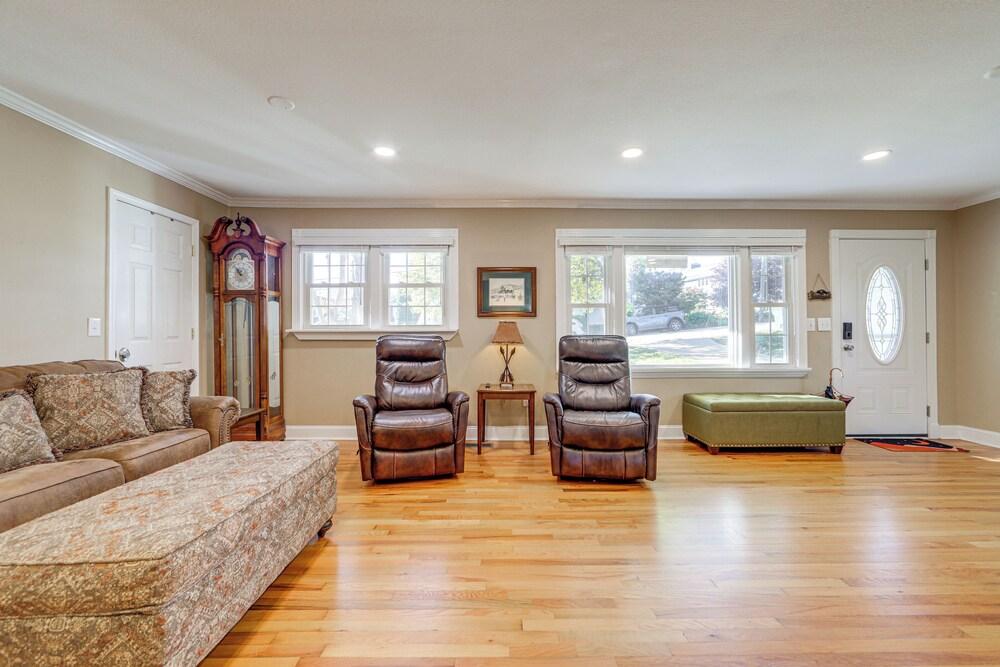 Walk to Frog Level Historic District! Home w/ Deck
