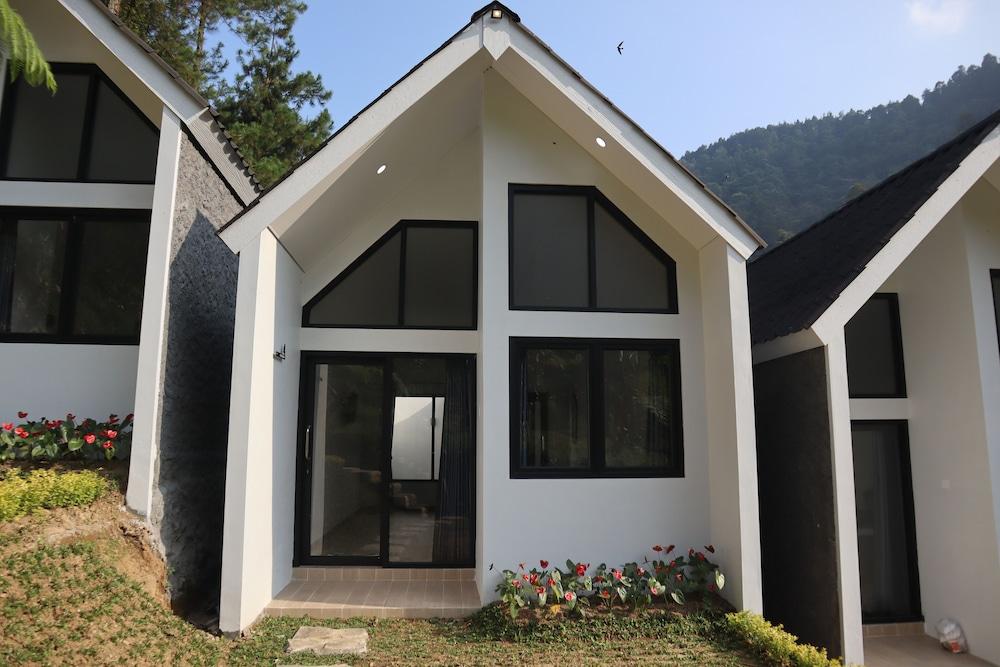 Ulya Kabin Tawangmangu