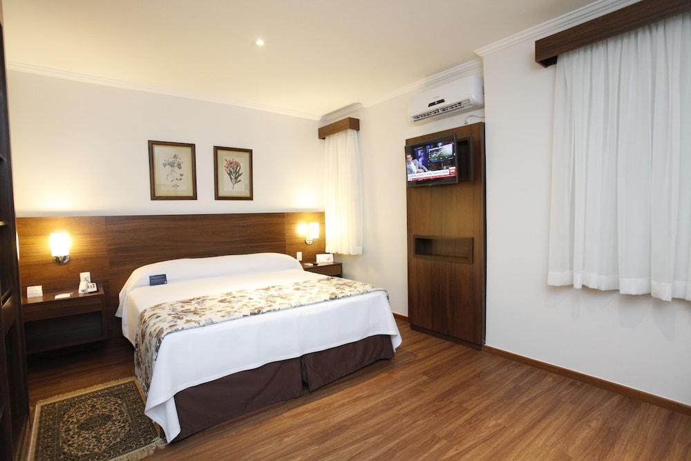 São Carlos Marklin Suítes