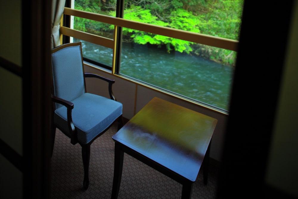 Yamanaka Onsen Ohanami Kyubei