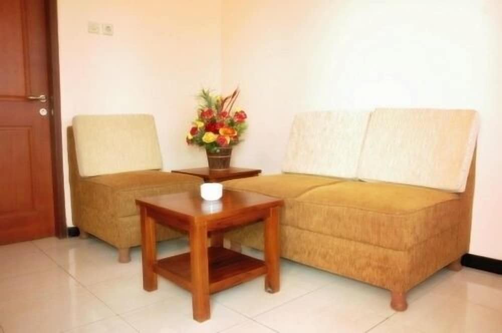 Atrium Resort & Hotel