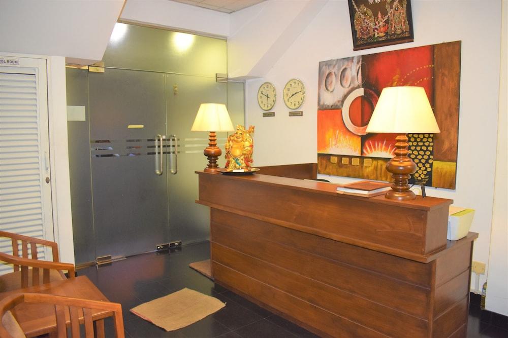 Port View City Hotel