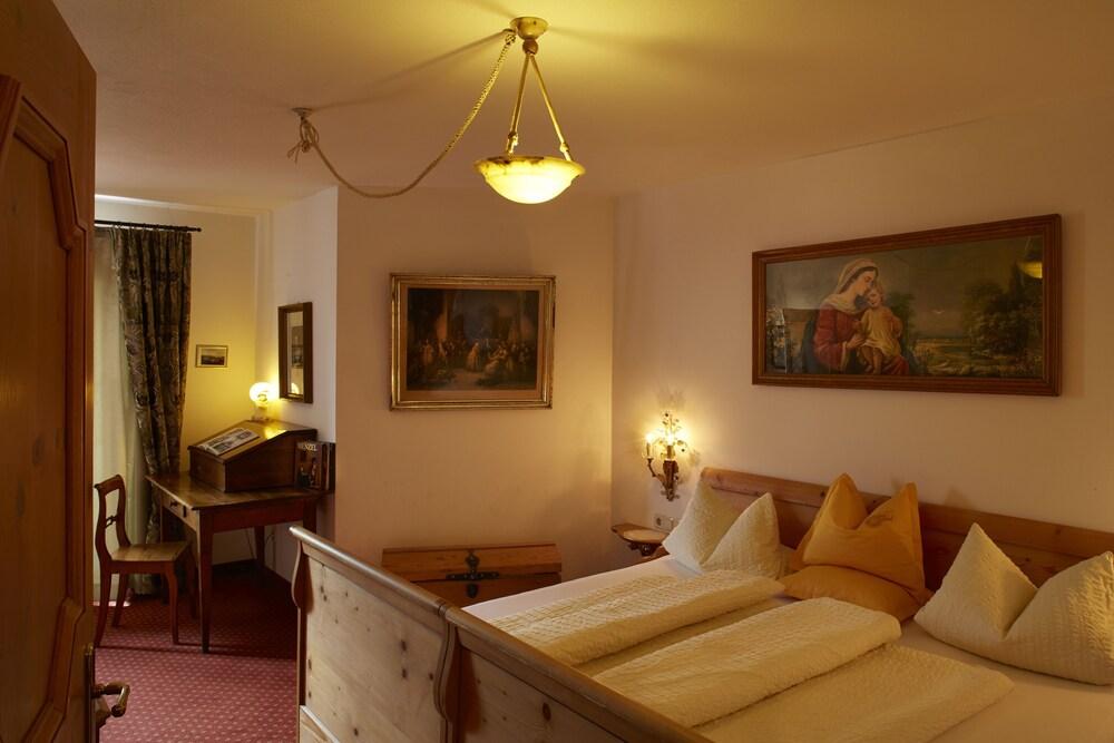 Sunneschlössli Lodge