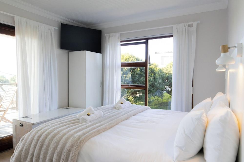 White Shark Guest House