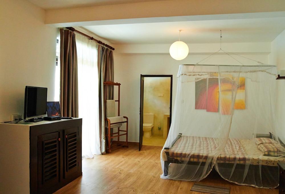 Villa Tangalle Lagoon