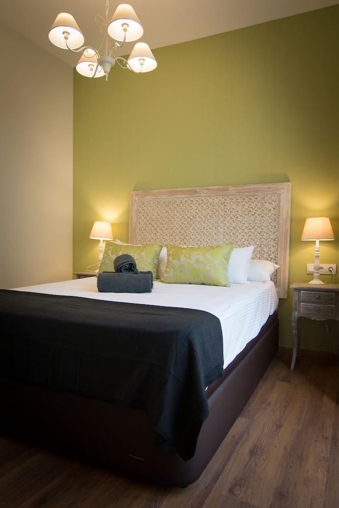 Holidays2Malaga Comfort Apartments