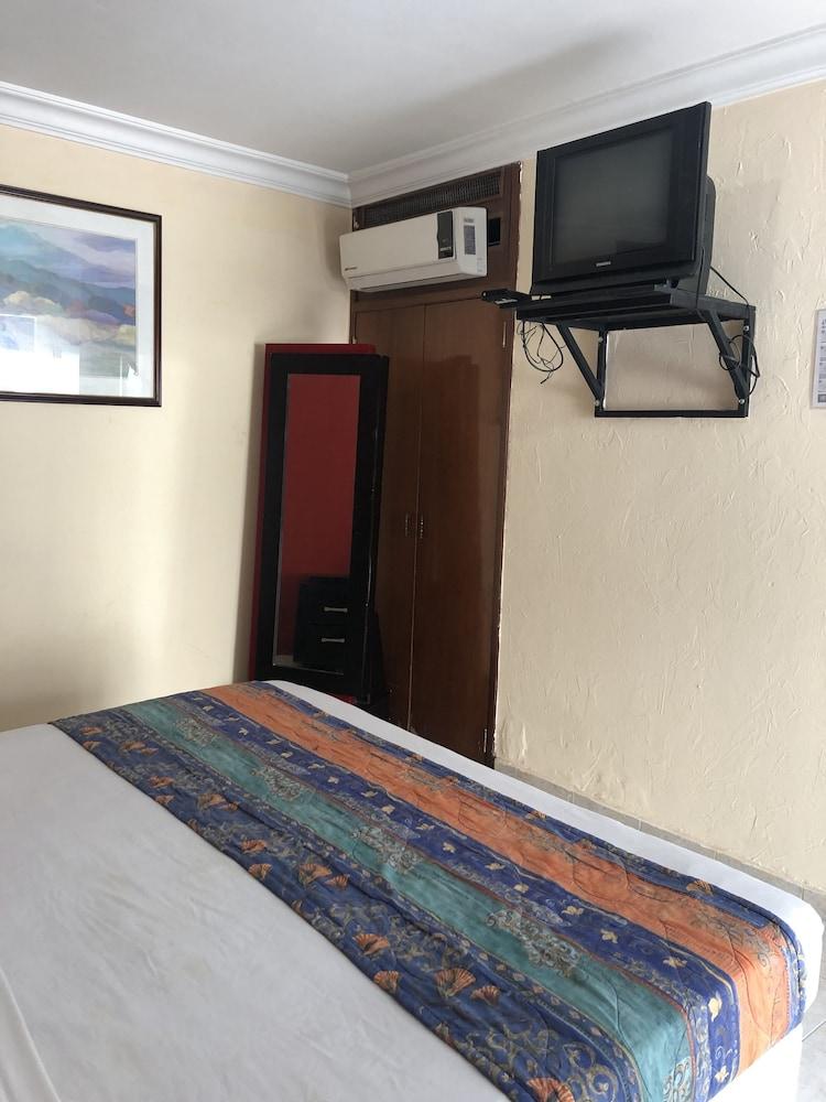 Hotel Confort Plaza & Suite