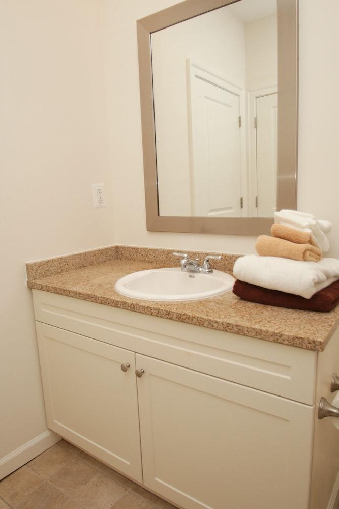 Renaissance Properties - 2040 Market Street