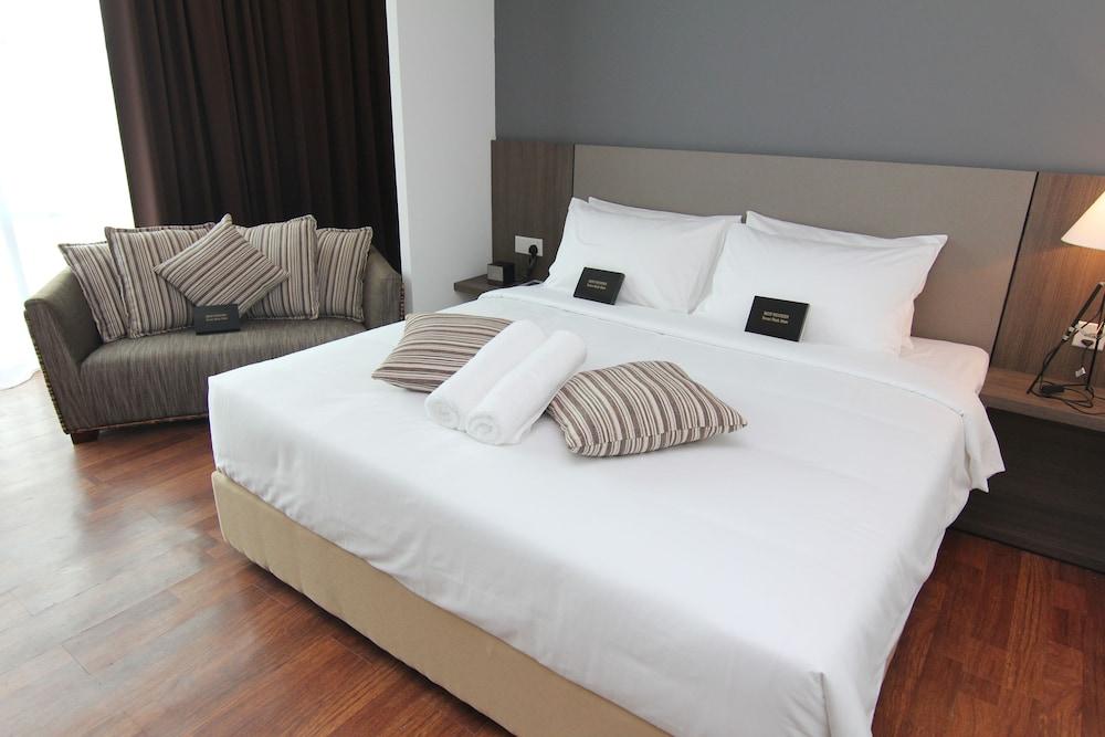 Nexus Business Suite Hotel