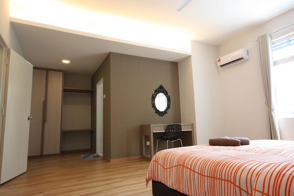 Shamrock Beach Villas 9