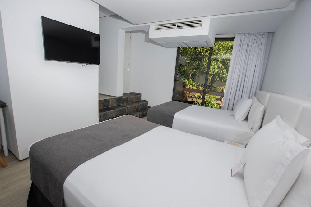 Golden Bay Galapagos