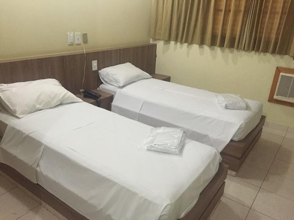 Cabiúna Palace Hotel