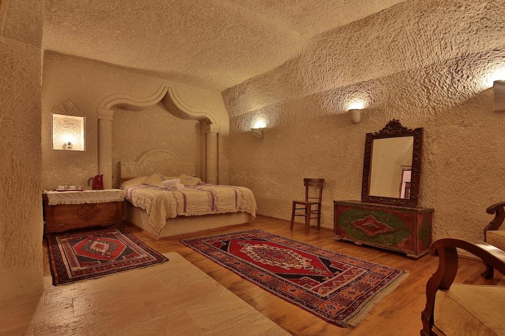 Village Cave House Hotel