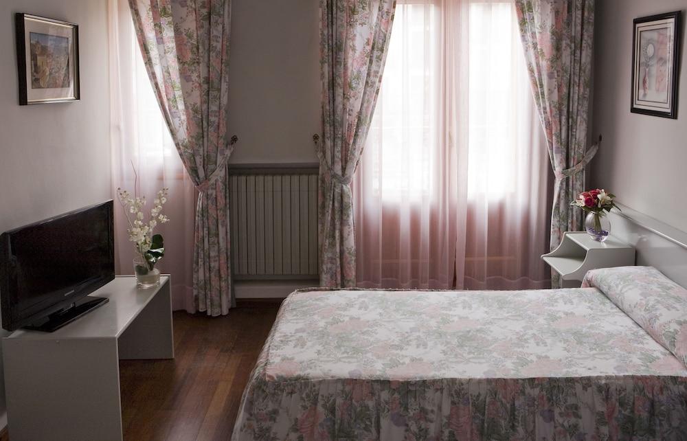 Hospedium Hotel Lleida