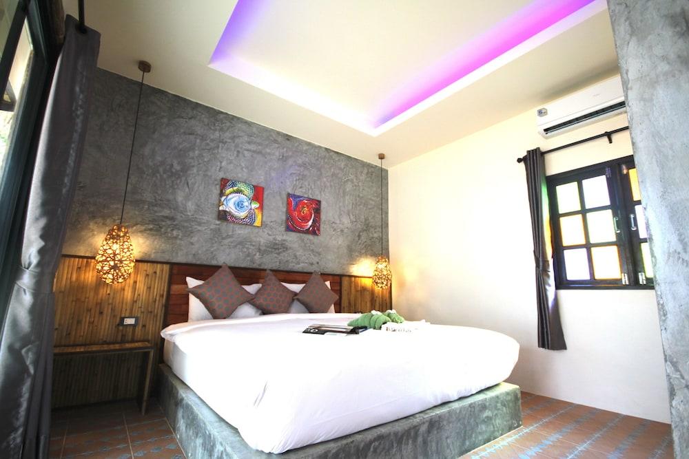 Coco Cape Lanta Resort