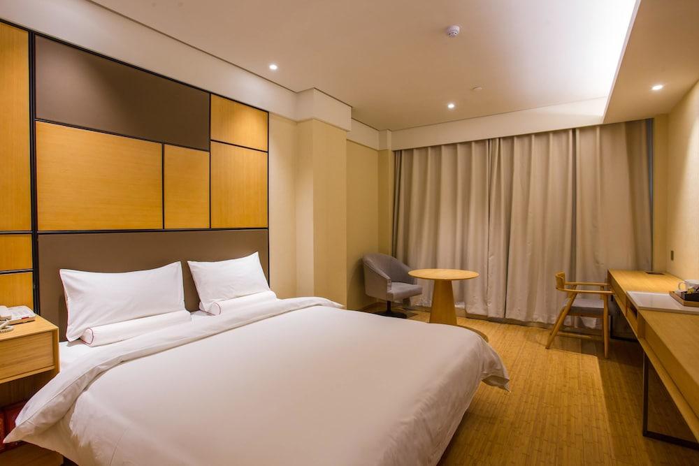 2000 HOTEL Downtown Kigali