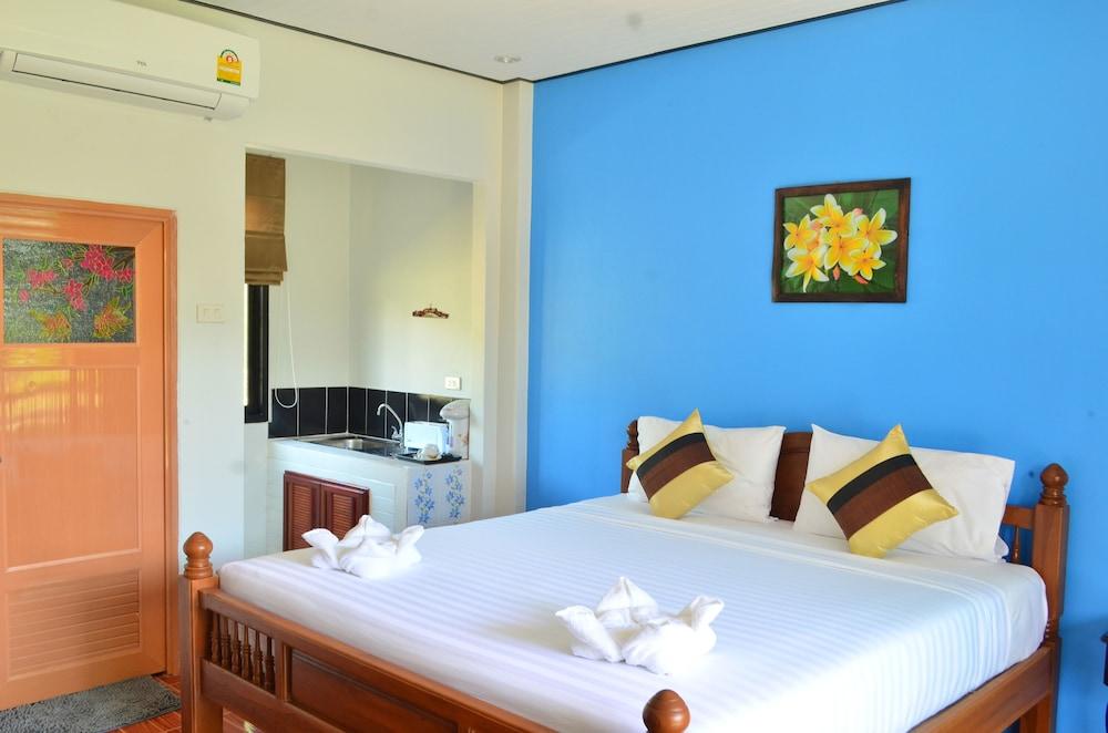 Phongphiphat Lanta Mansion