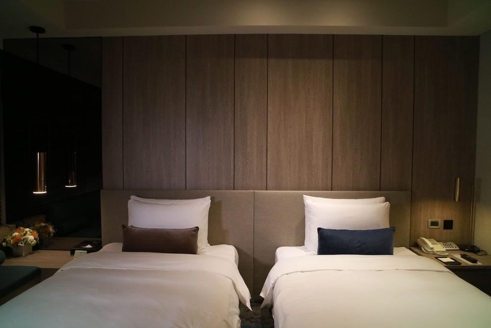 Queena Plaza Hotel Tainan