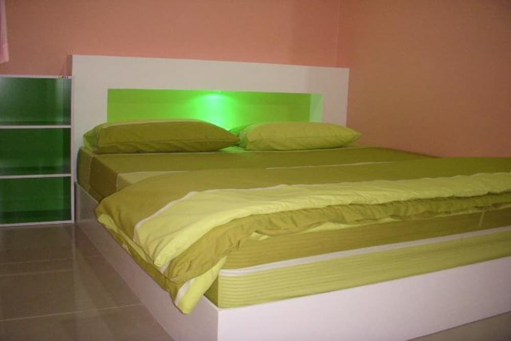 Baan Kan Eang Koh Lan