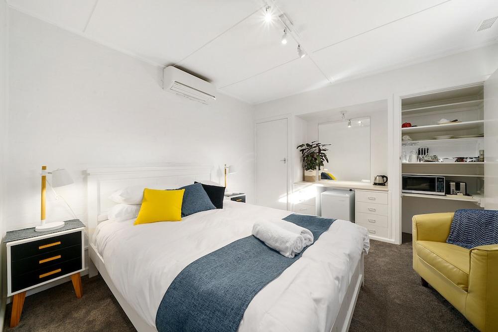 Benson House & Benson Lodge