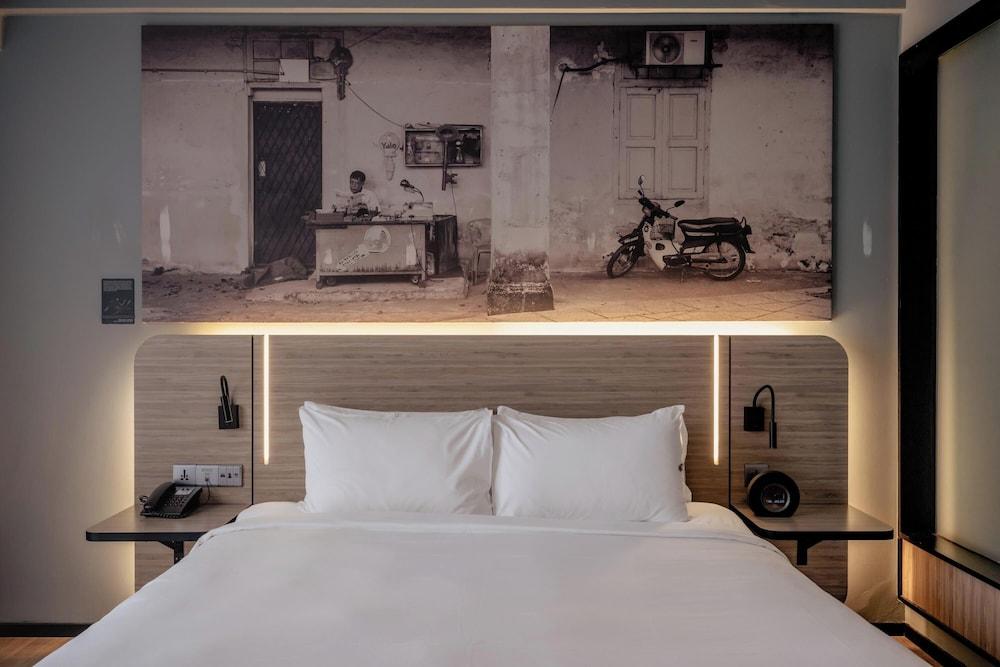 The Kuala Lumpur Journal